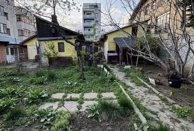 Casă cu 4 camere în Brâncoveanu
