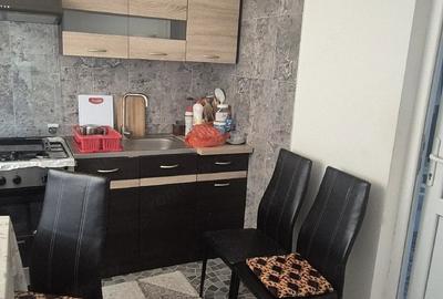 Casă cu 2 camere cu Teren 400 Mp în Central