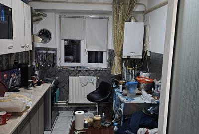 Apartament cu 2 camere decomandat în