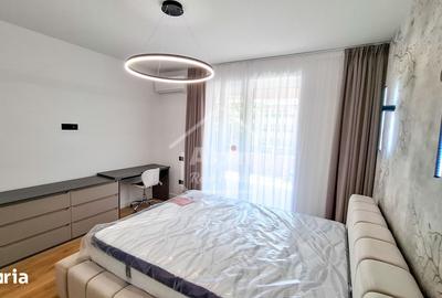 Apartament cu 3 camere decomandat, mobilat în Central