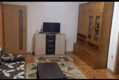 Apartament cu 2 camere semidecomandat în Dacia