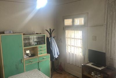 Casă cu 4 camere în Central - 6