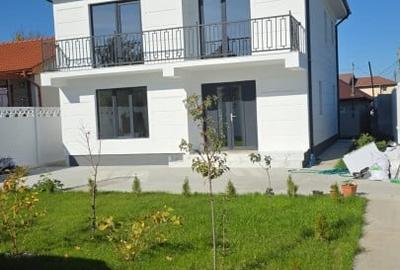 Casă individuală cu 4 camere cu Canalizare în Ovidiu - 12