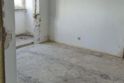 Apartament cu 2 camere semidecomandat în Micro 16 - 6