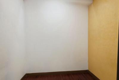 Spațiu comercial, de 57 mp, în Podu Roș