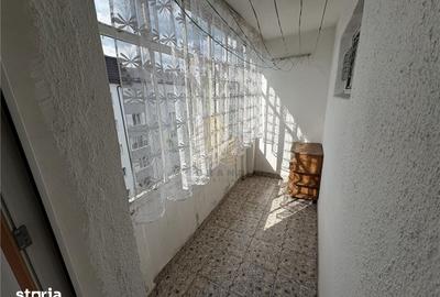 Apartament cu 3 camere decomandat în Central - 9