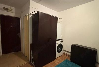 Garsonieră nedecomandată în Girocului
