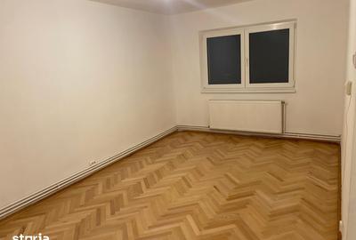 Apartament cu 3 camere în Valea Aurie