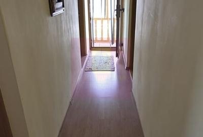 Casă cu 3 camere în Central