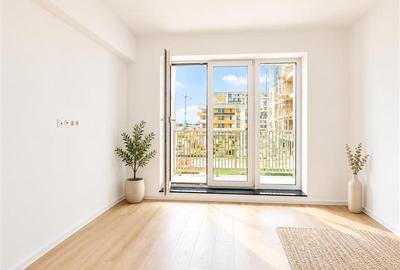 Apartament cu 2 camere decomandat în Tractorul
