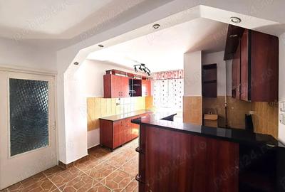Apartament cu 3 camere decomandat în Micro 17 - 8