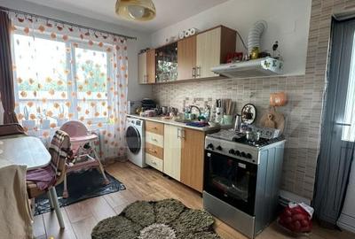 Casă cu 3 camere cu Teren 480 Mp în Central