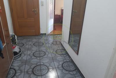 Apartament cu 3 camere decomandat, mobilat în Făgăraș