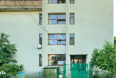 Apartament cu 2 camere în Păcii