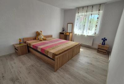 Casă cu 4 camere cu Teren 1800 Mp în Central - 3