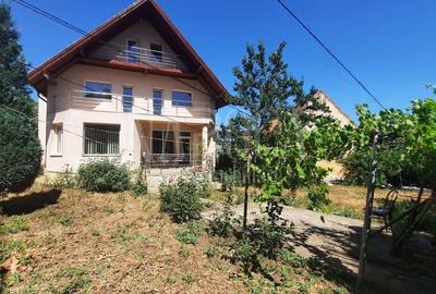 Casă individuală cu 7 camere cu Canalizare în Gruia - 1