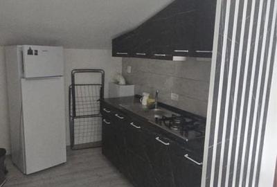 Garsonieră decomandată în Costin Georgian - 2