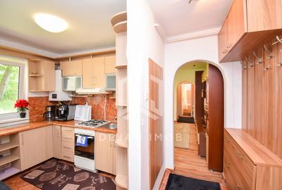 Apartament cu 2 camere semidecomandat, mobilat în Simeria - 6
