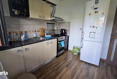 Casă cu 8 camere cu Teren 1147 Mp în Popricani - 12