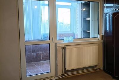 Apartament cu 3 camere decomandat în Nord