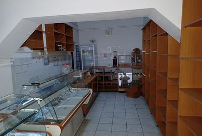 Spațiu comercial, de 65 mp, în Urziceni - 2