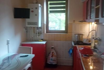 Apartament cu 2 camere decomandat în Berca - 1