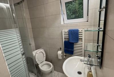 Casă cu 3 camere în Central