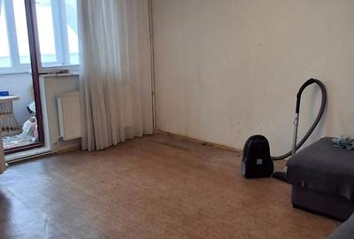 Apartament cu 2 camere decomandat în Electroprecizia