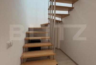 Apartament cu 4 camere în Tractorul