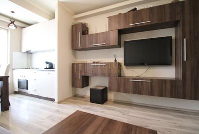 Apartament cu 2 camere semidecomandat, mobilat în Fratelia