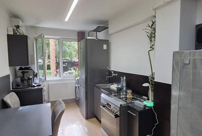Apartament cu 2 camere în Aleea Carpați