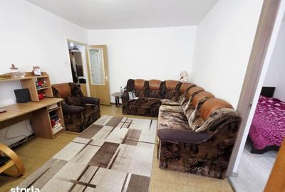 Apartament cu 3 camere nedecomandat în Malu Roșu - 1