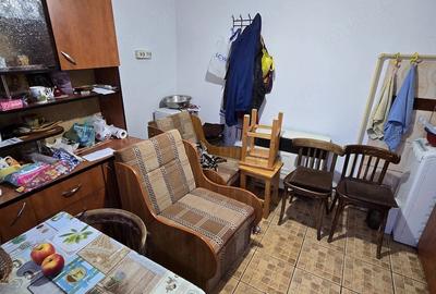 Casă cu 3 camere cu Teren 240 Mp în 23 August