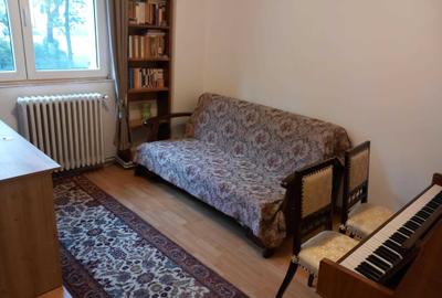 Apartament cu 3 camere decomandat în Ultracentral