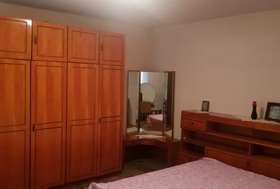 Casă cu 5 camere cu Canalizare în Palazu Mare - 5