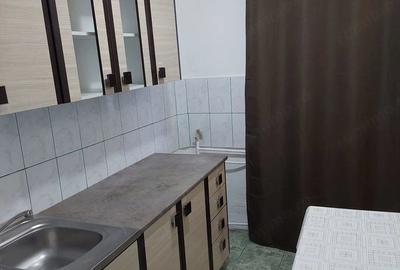 Garsonieră decomandată în Iancului