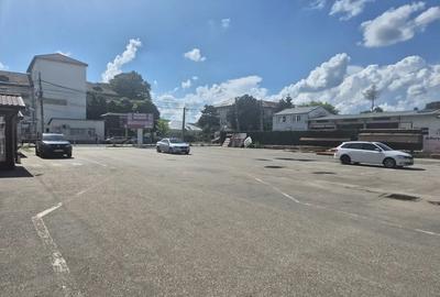 Spațiu comercial, de 600 mp, în Moreni - 2
