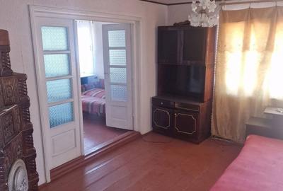 Casă cu 4 camere decomandat cu Teren 1900 Mp în Vama - 3