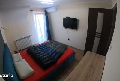 Casă cu 4 camere cu Canalizare în Dumbrăvița