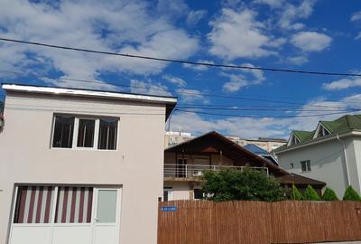 Casă individuală cu 5 camere cu Teren 433 Mp în Micro 4 - 14
