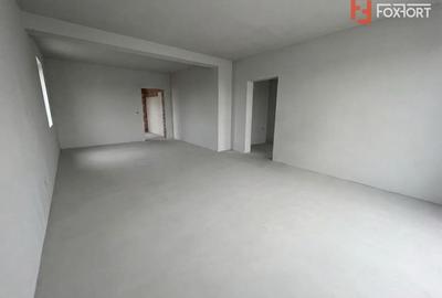 Apartament cu 2 camere decomandat în Giroc