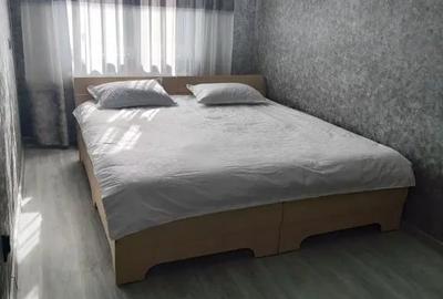 Apartament cu 2 camere decomandat în Titan