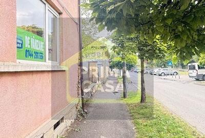 Apartament cu 3 camere decomandat în Orașul Vechi