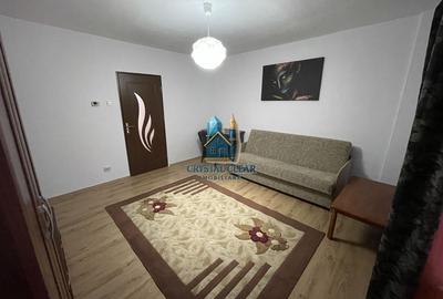 Garsonieră decomandată în Tudor