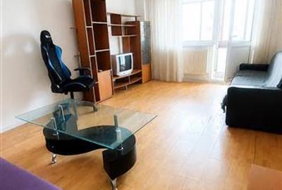 Apartament cu 2 camere decomandat în Centrul Civic