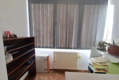 Garsonieră decomandată în Dâmbovița