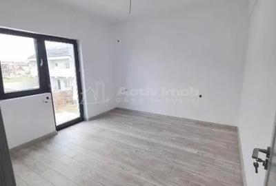 Casă cu 4 camere cu Teren 145 Mp în Alexandriei - 1