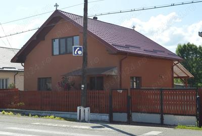 Casă cu 5 camere în Josenii Bârgăului - 1