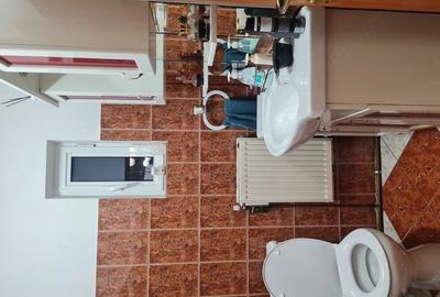 Casă cu 6 camere cu Teren 208 Mp în Central