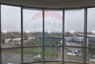 Spațiu comercial, de 300 mp, în Central - 3
